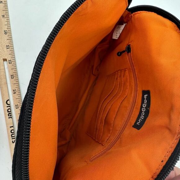 Baggallini Special Edition Get Away Crossbody Black Orange Trim Round Nylon EUC - Picture 5 of 11